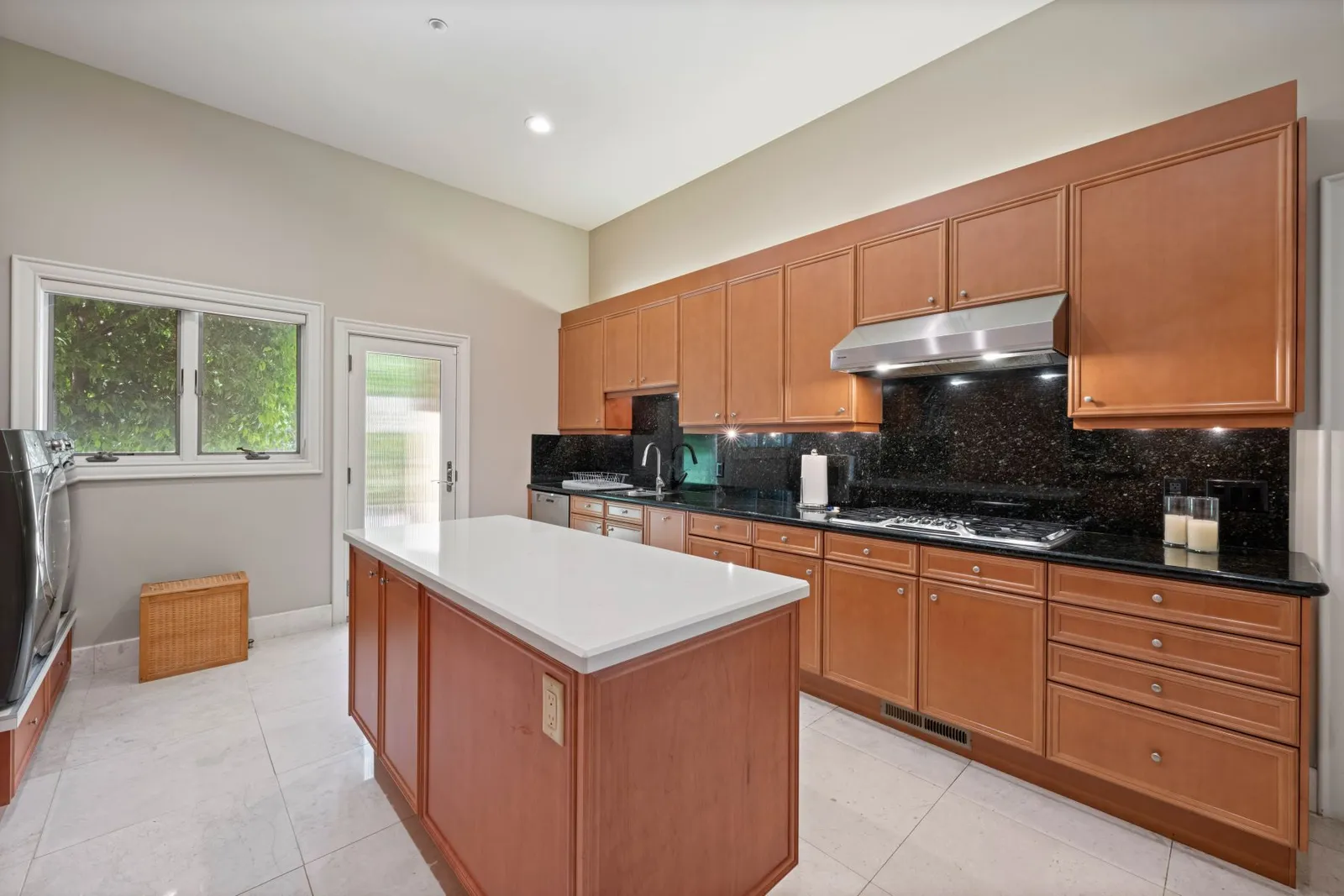 630 Laurel Drive Sacramento, California, 95864