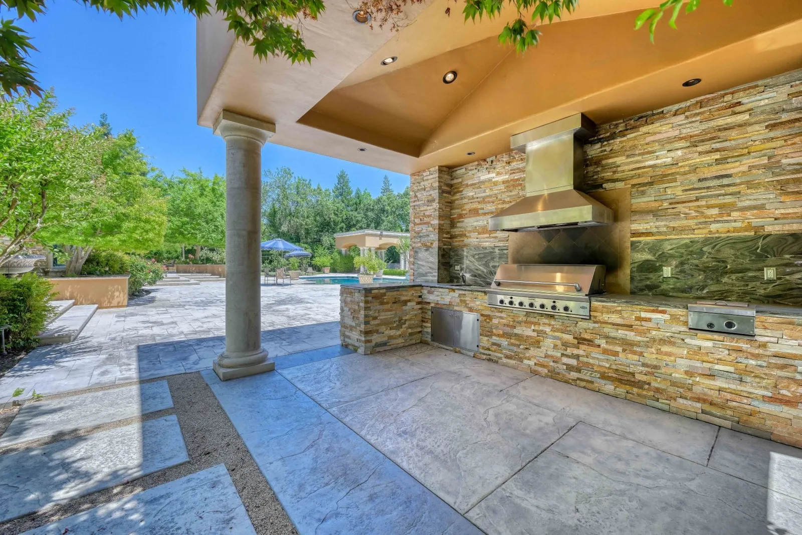 630 Laurel Drive Sacramento, California, 95864